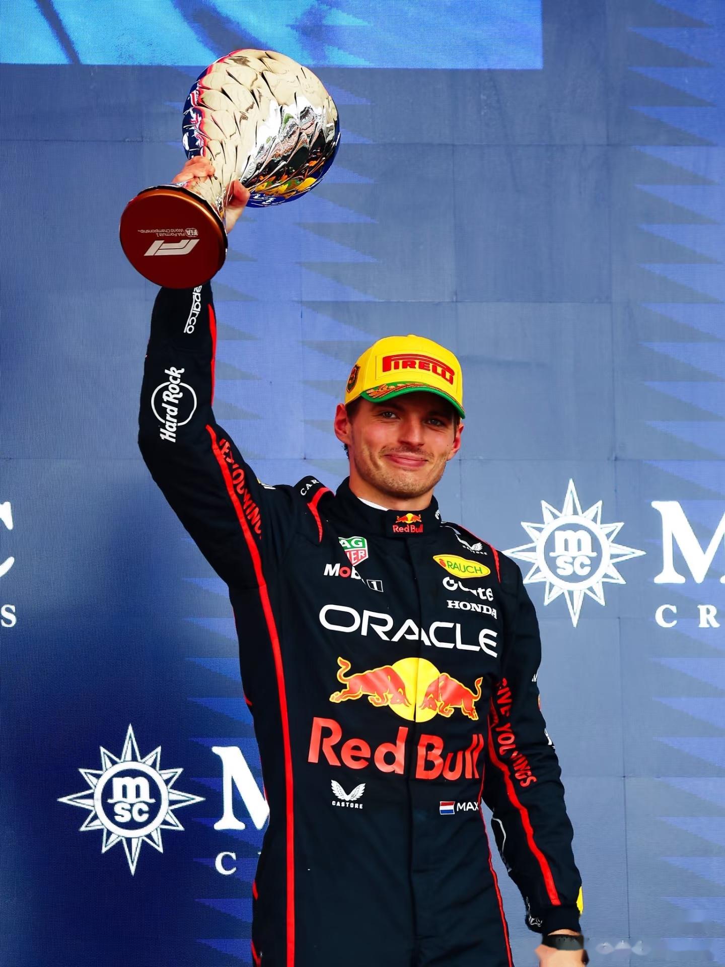 威廉姆斯轻取阿斯顿马丁,维斯塔潘扛起全队 威廉姆斯轻取阿斯顿马丁,维斯塔潘扛起全队