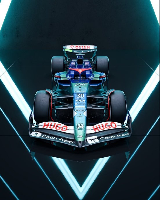 红牛车队翻盘索伯车队，塞恩斯关键制胜